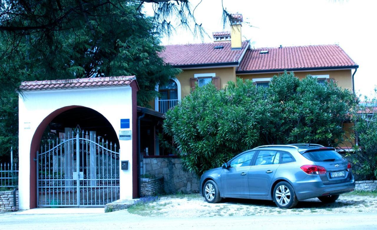 Bed and Breakfast Vila Albatros Rovinj Zewnętrze zdjęcie